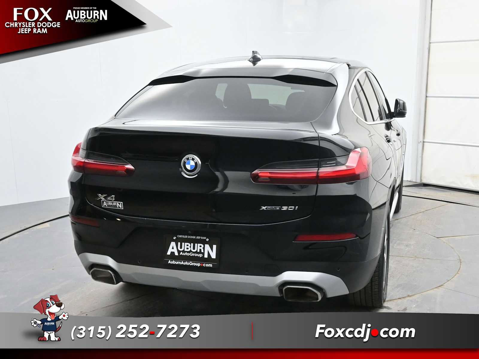 Used 2023 BMW X4 xDrive30i image 4