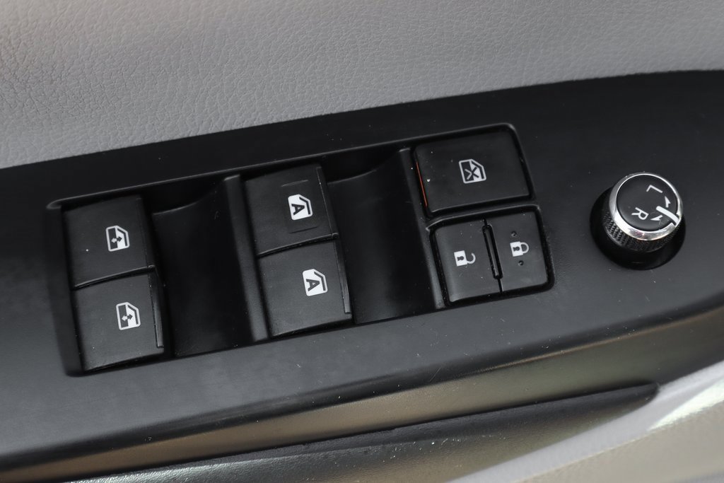 Used 2019 Toyota Highlander XLE image 15