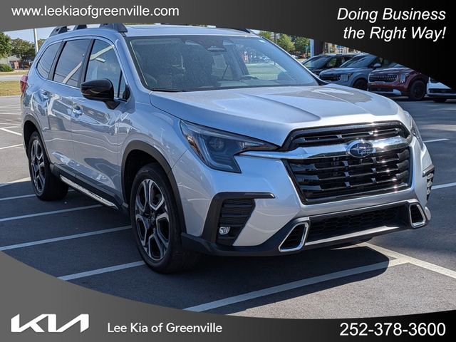 Used 2025 Subaru Ascent Touring w/ Popular Package #2 AWD/4WD image 1