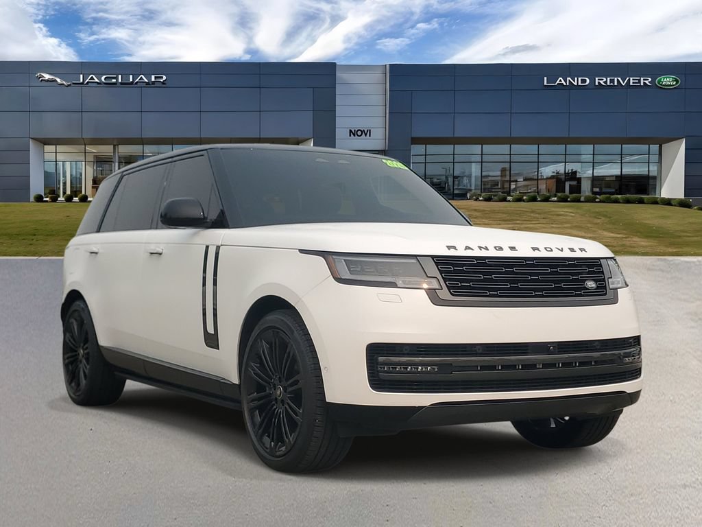 Used 2025 Land Rover Range Rover Long Wheelbase Autobiography AWD/4WD image 2