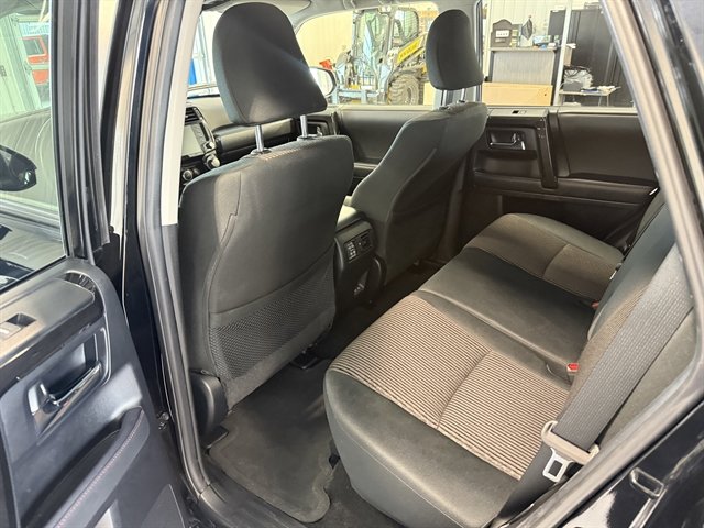 Used 2024 Toyota 4Runner TRD Off-Road image 12