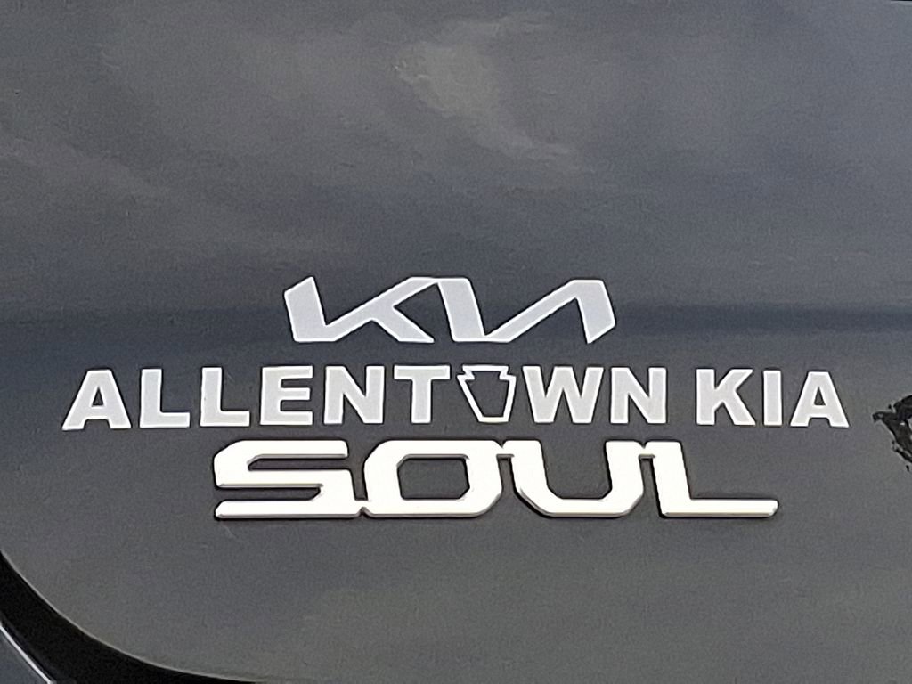 Certified 2023 Kia Soul GT-Line image 29