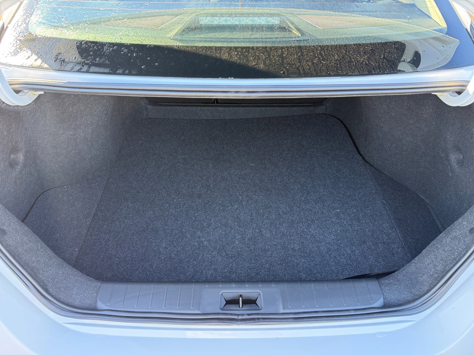 Used 2025 Nissan Sentra SV image 17