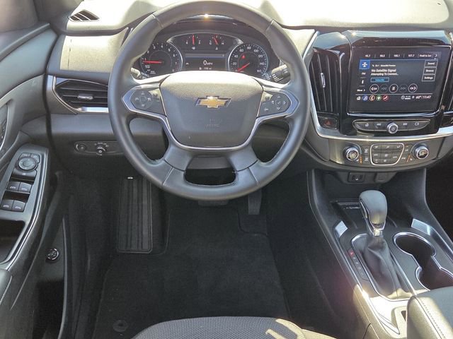 Used 2023 Chevrolet Traverse LT FWD image 7
