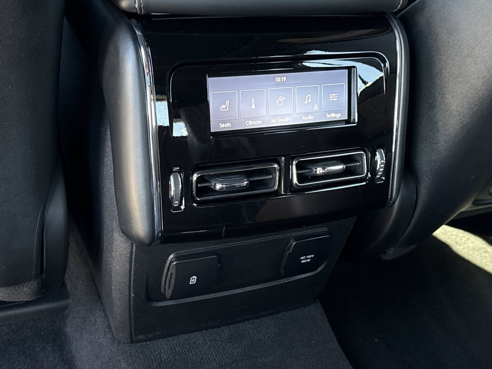 Used 2023 Lincoln Aviator Grand Touring w/ Elements Package Plus AWD/4WD image 13