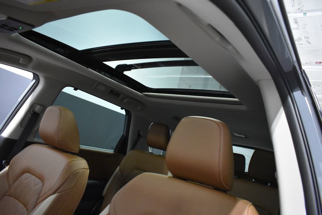 New 2026 Nissan Pathfinder Platinum image 17