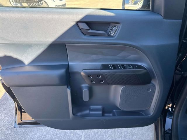 New 2025 Ford Maverick XLT w/ XLT Luxury Package image 21