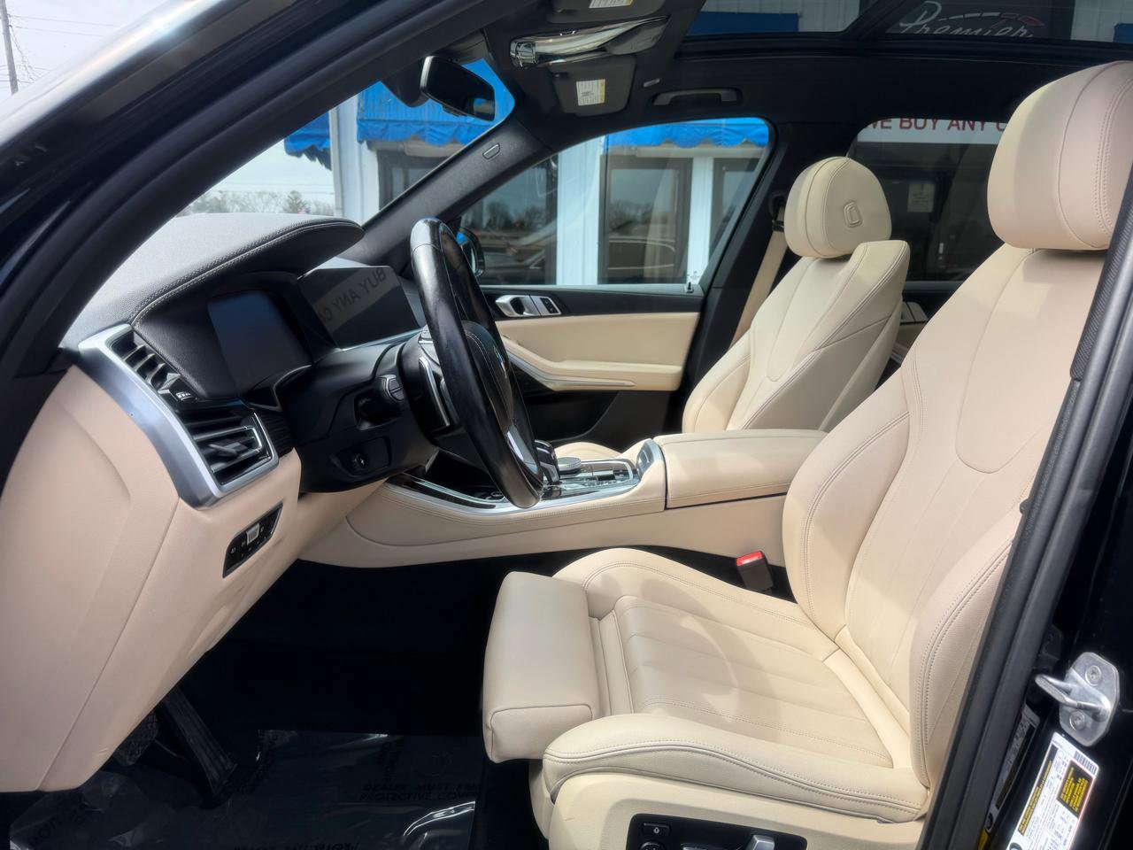 Used 2019 BMW X5 xDrive40i w/ Convenience Package AWD/4WD image 11