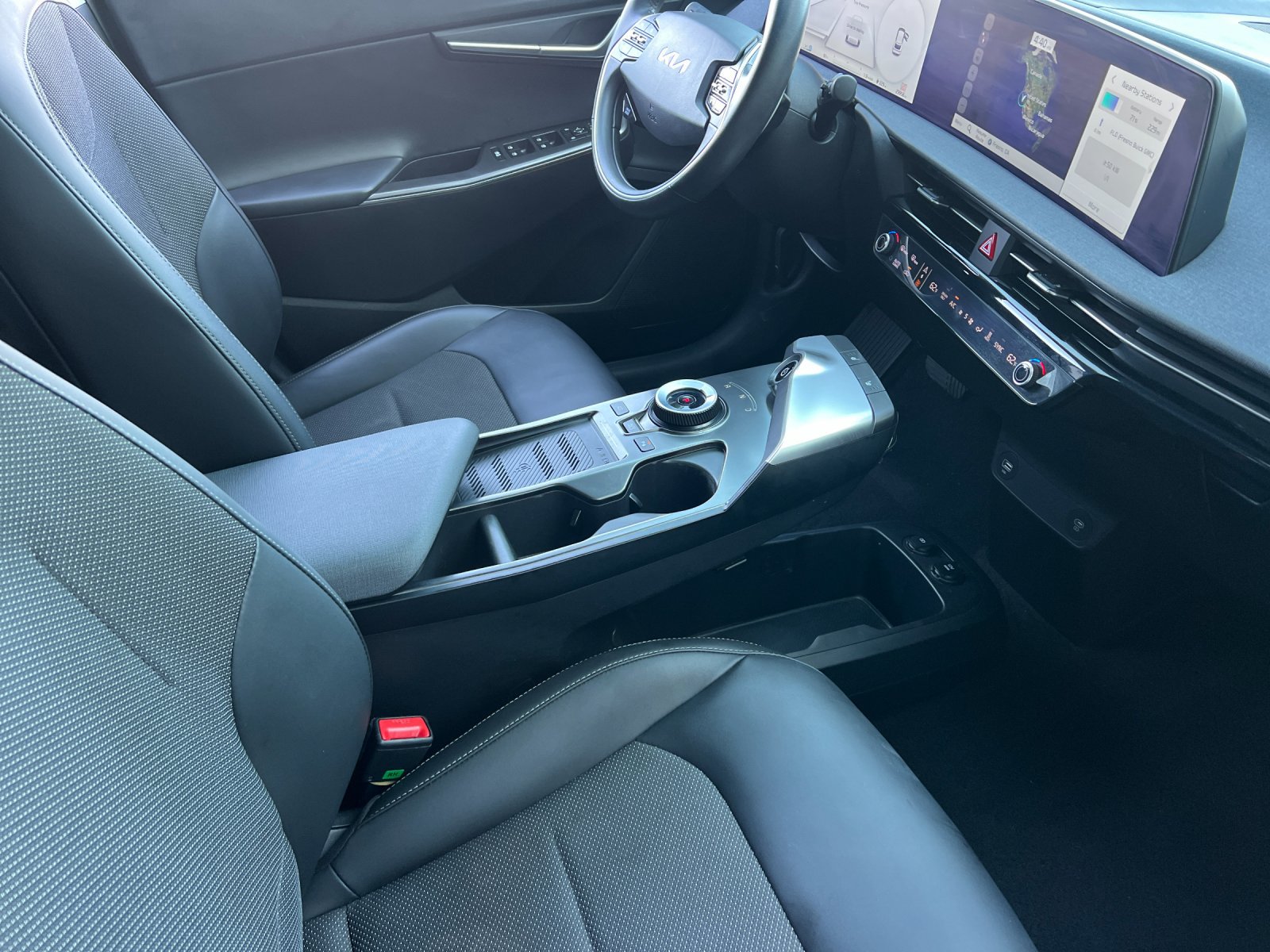 Used 2024 Kia EV6 Light RWD image 16