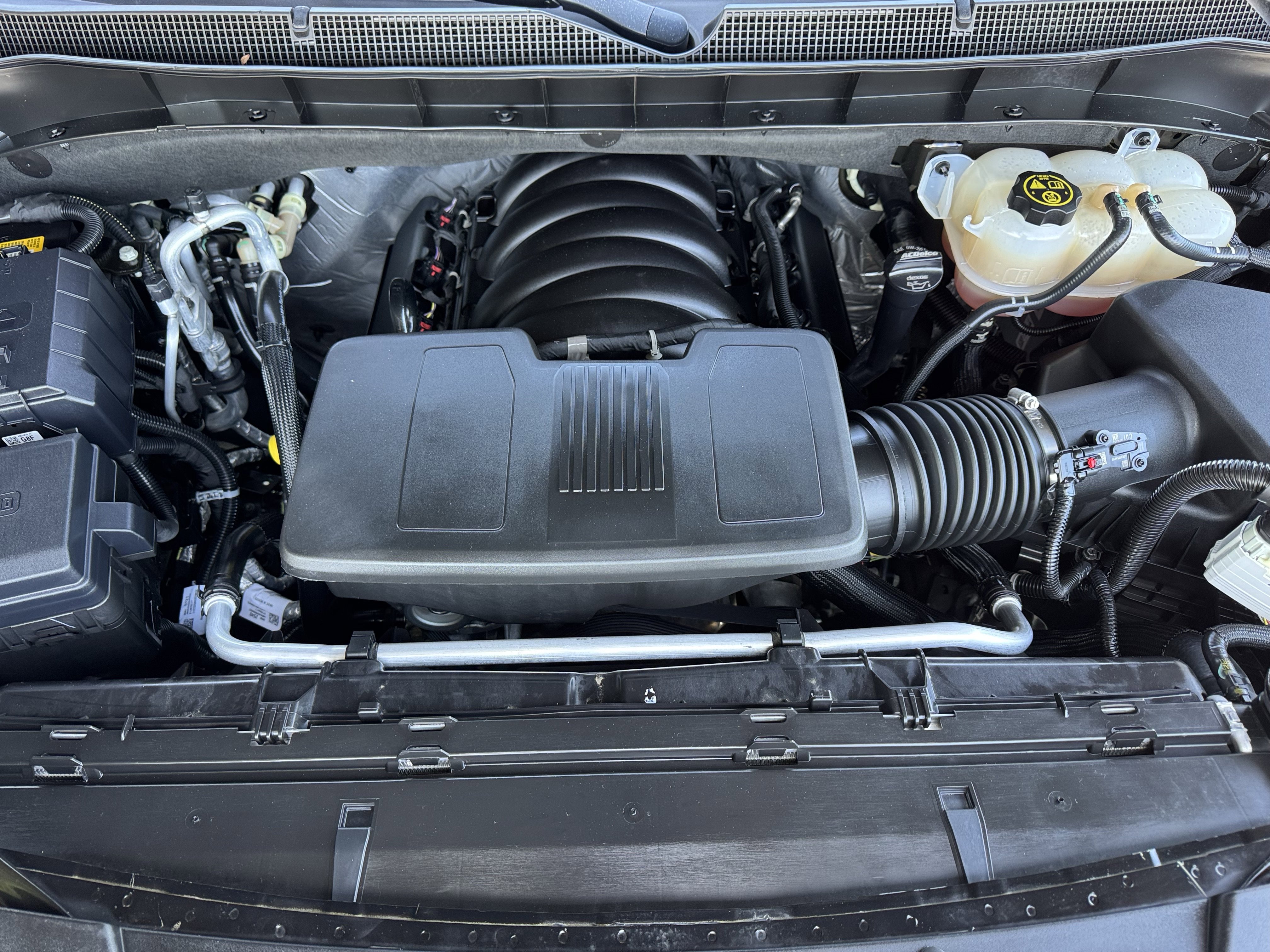 Used 2024 Chevrolet Tahoe LT image 27