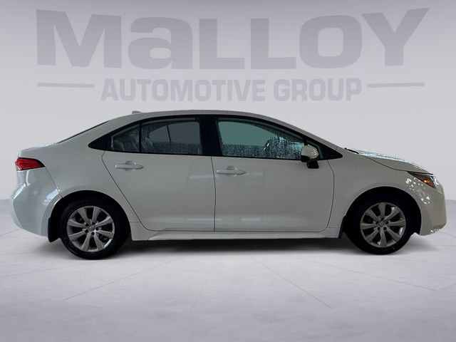 Used 2025 Toyota Corolla LE image 6