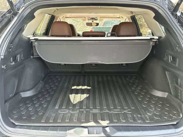 Used 2020 Subaru Outback Touring w/ Popular Package #2 AWD/4WD image 25