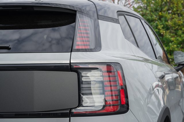 New 2026 Volvo EX30 Cross Country Ultra image 6