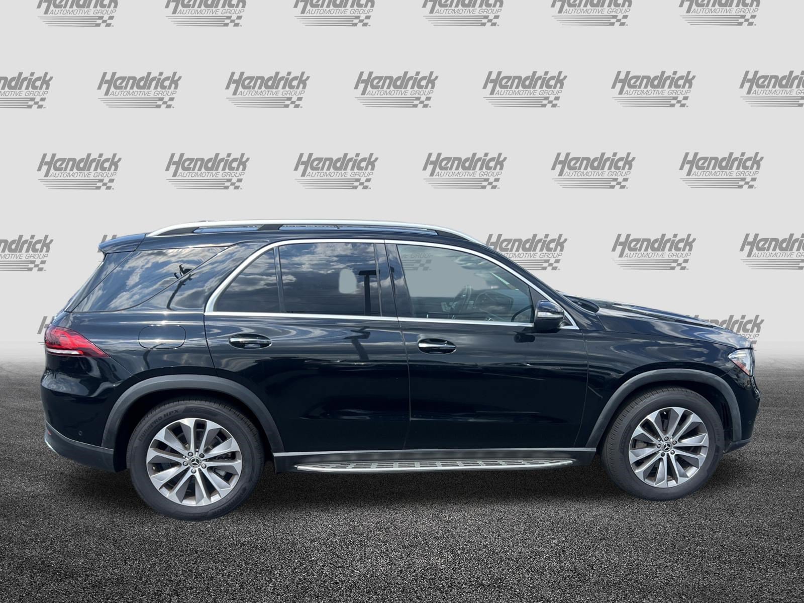 Used 2022 Mercedes-Benz GLE 350 4MATIC w/ Premium Package image 11