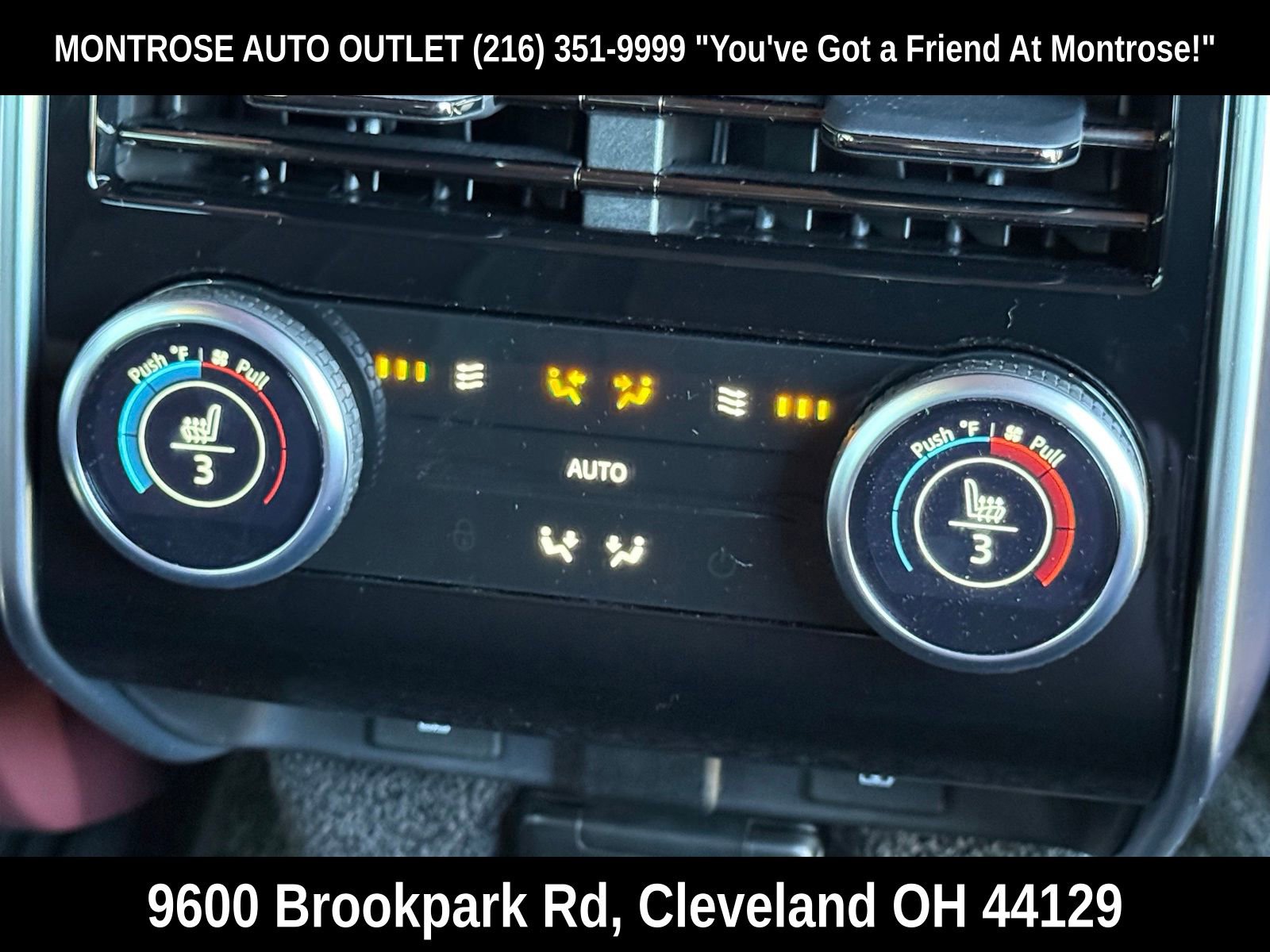 New 2026 Land Rover Range Rover SE image 17