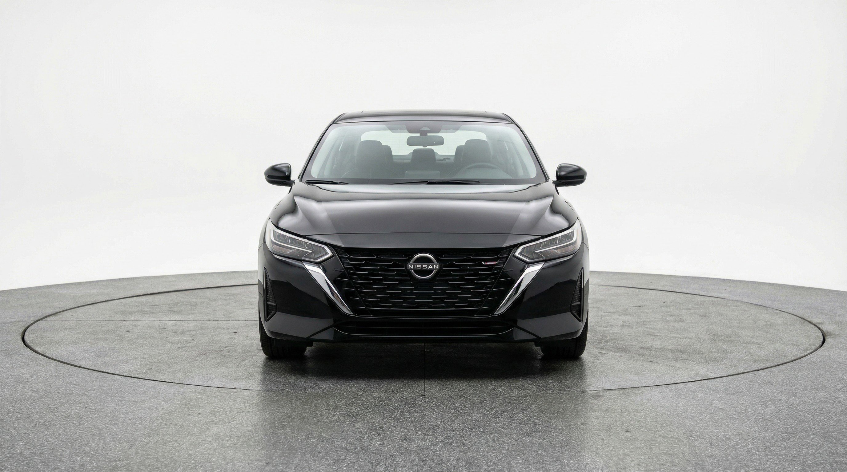 Used 2025 Nissan Sentra SV image 2