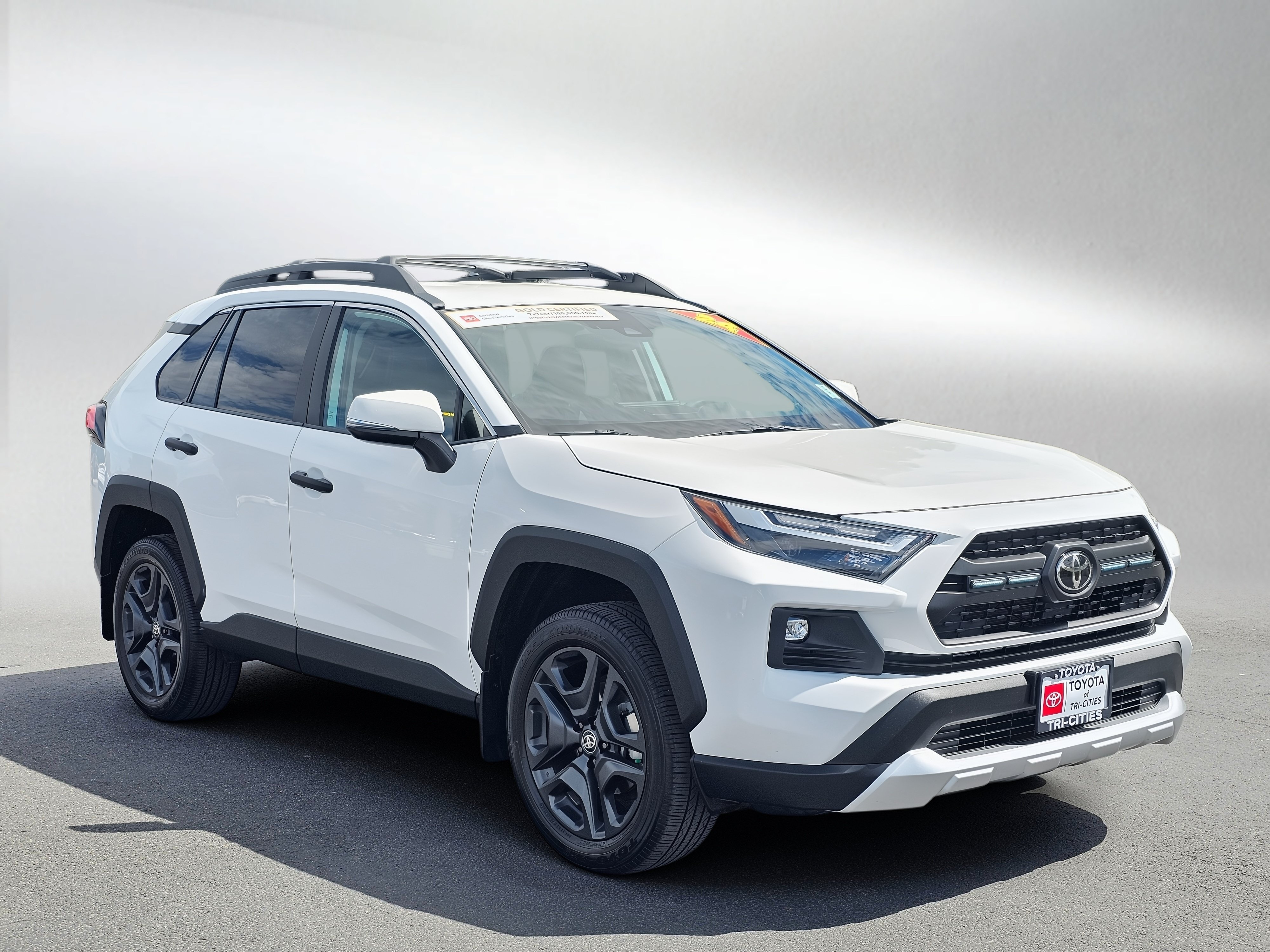Used 2024 Toyota RAV4 Adventure w/ Weather Package AWD/4WD image 7