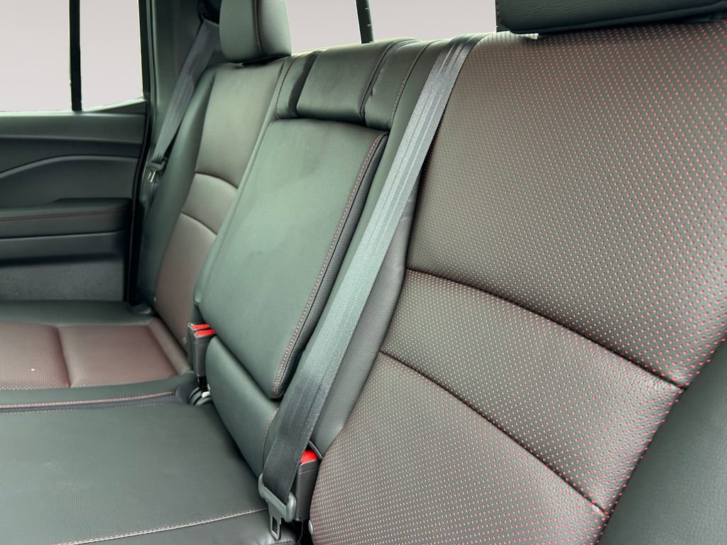 New 2026 Honda Ridgeline Black Edition image 13