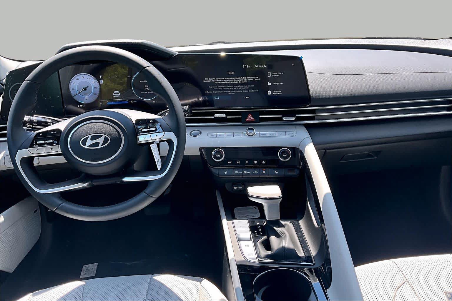 New 2026 Hyundai Elantra Limited FWD image 6
