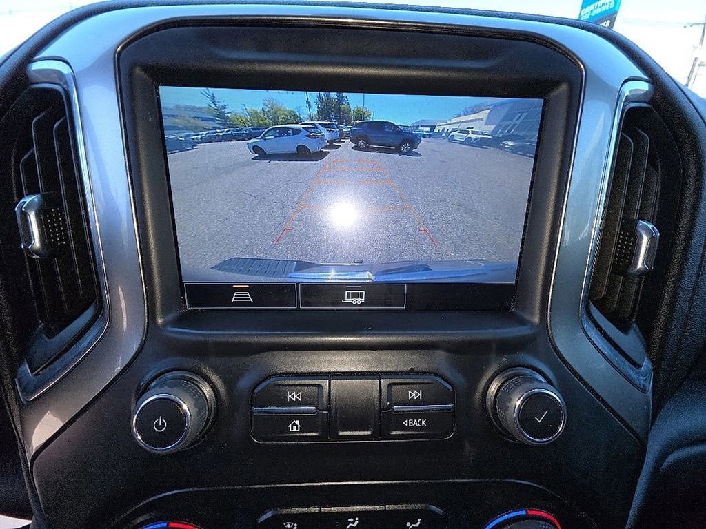 Used 2022 Chevrolet Silverado 1500 RST w/ Redline Edition AWD/4WD image 16