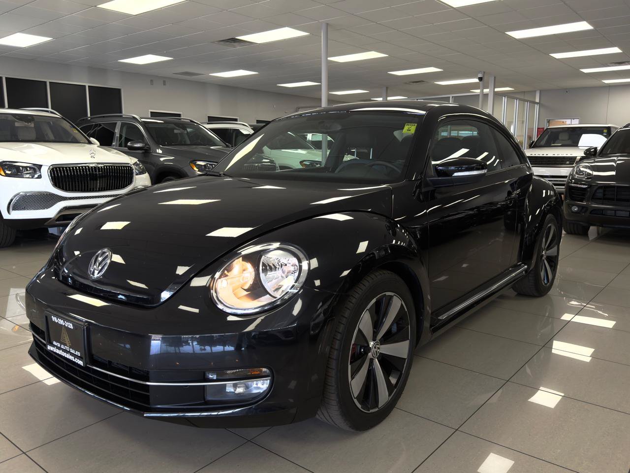 Used 2012 Volkswagen Beetle 2.0T FWD image 3