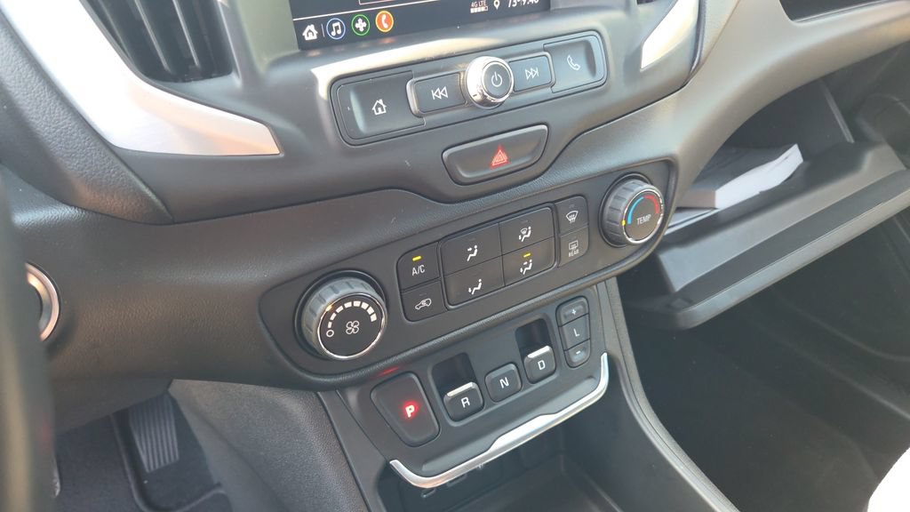 Used 2020 GMC Terrain SLE FWD image 16