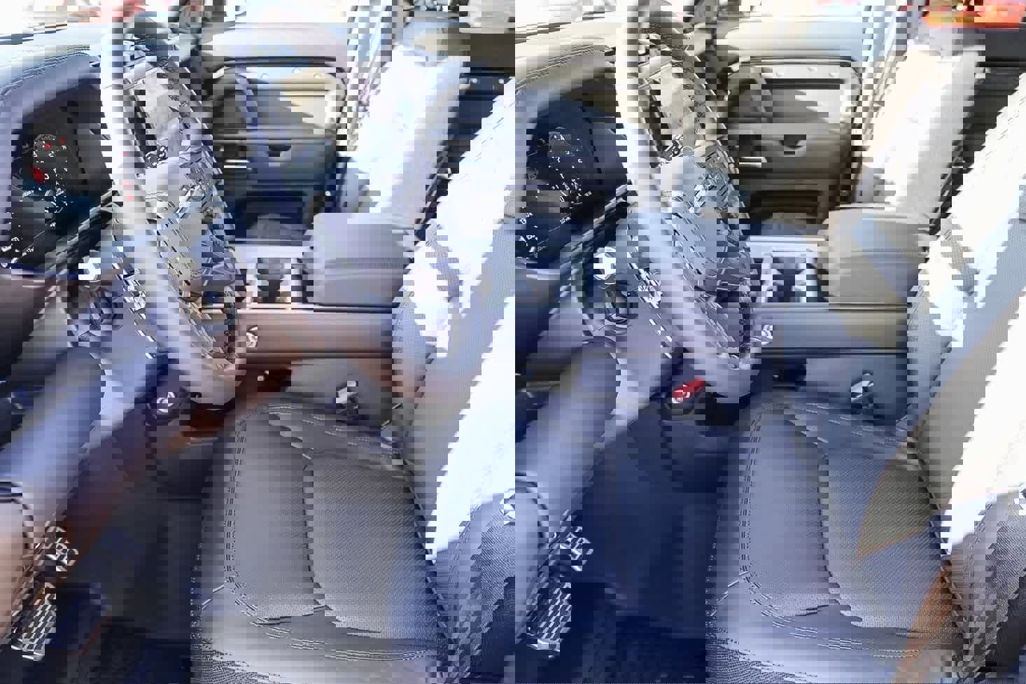 New 2025 Land Rover Defender 130 V8 image 16