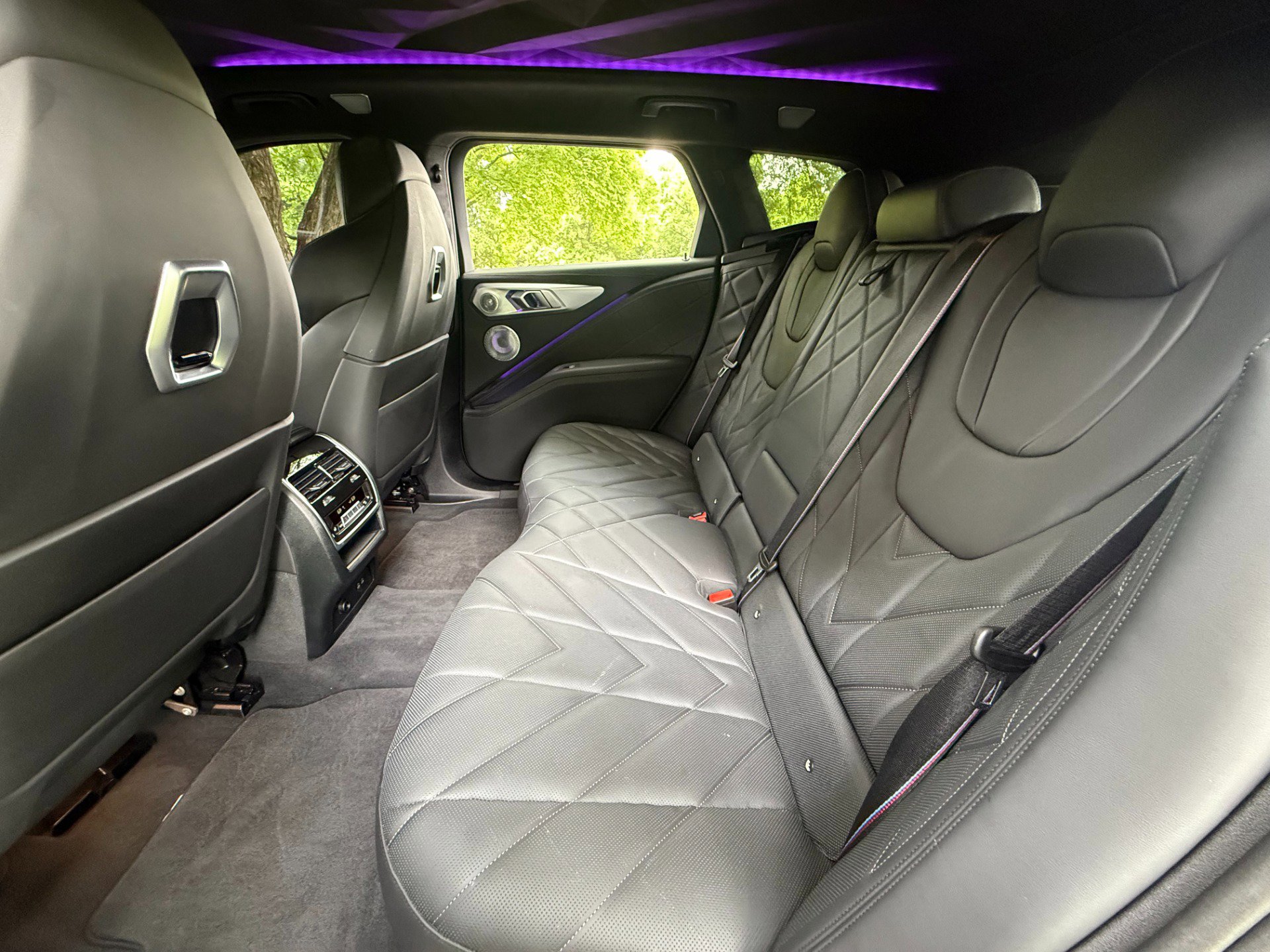 Used 2023 BMW XM image 28