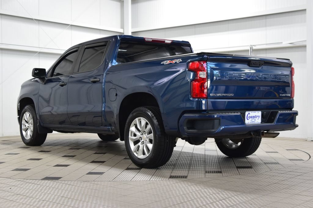 Used 2023 Chevrolet Silverado 1500 Custom AWD/4WD image 6