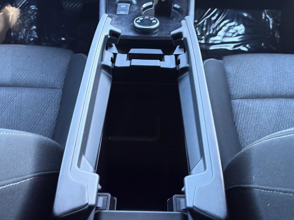 Certified 2025 Nissan Rogue SV AWD/4WD image 34