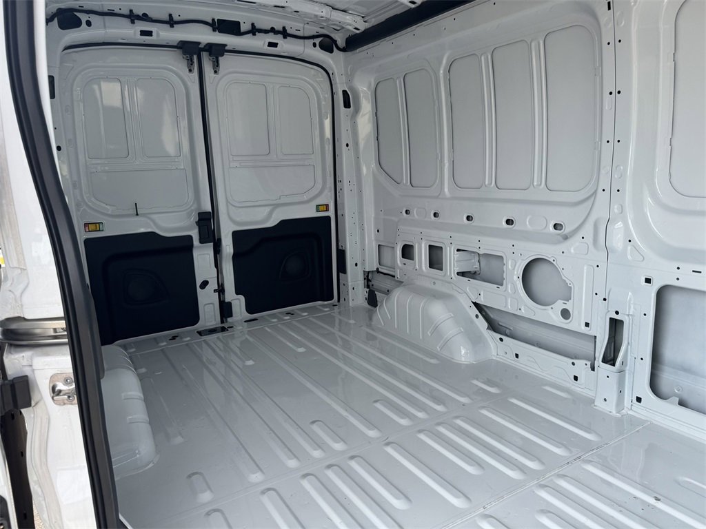 New 2025 Ford Transit 150 148 Medium Roof image 20