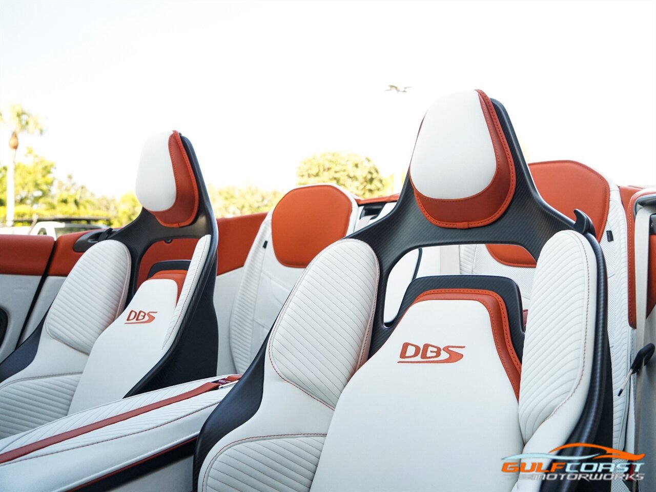 Used 2023 Aston Martin DBS Superleggera Volante RWD image 23