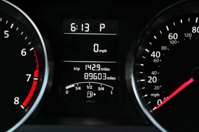 Used 2016 Volkswagen Jetta Sport FWD image 17