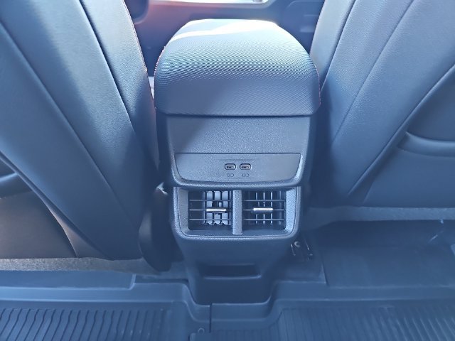 New 2027 Chevrolet Equinox RS w/ LPO, Floor Liner Package FWD image 21