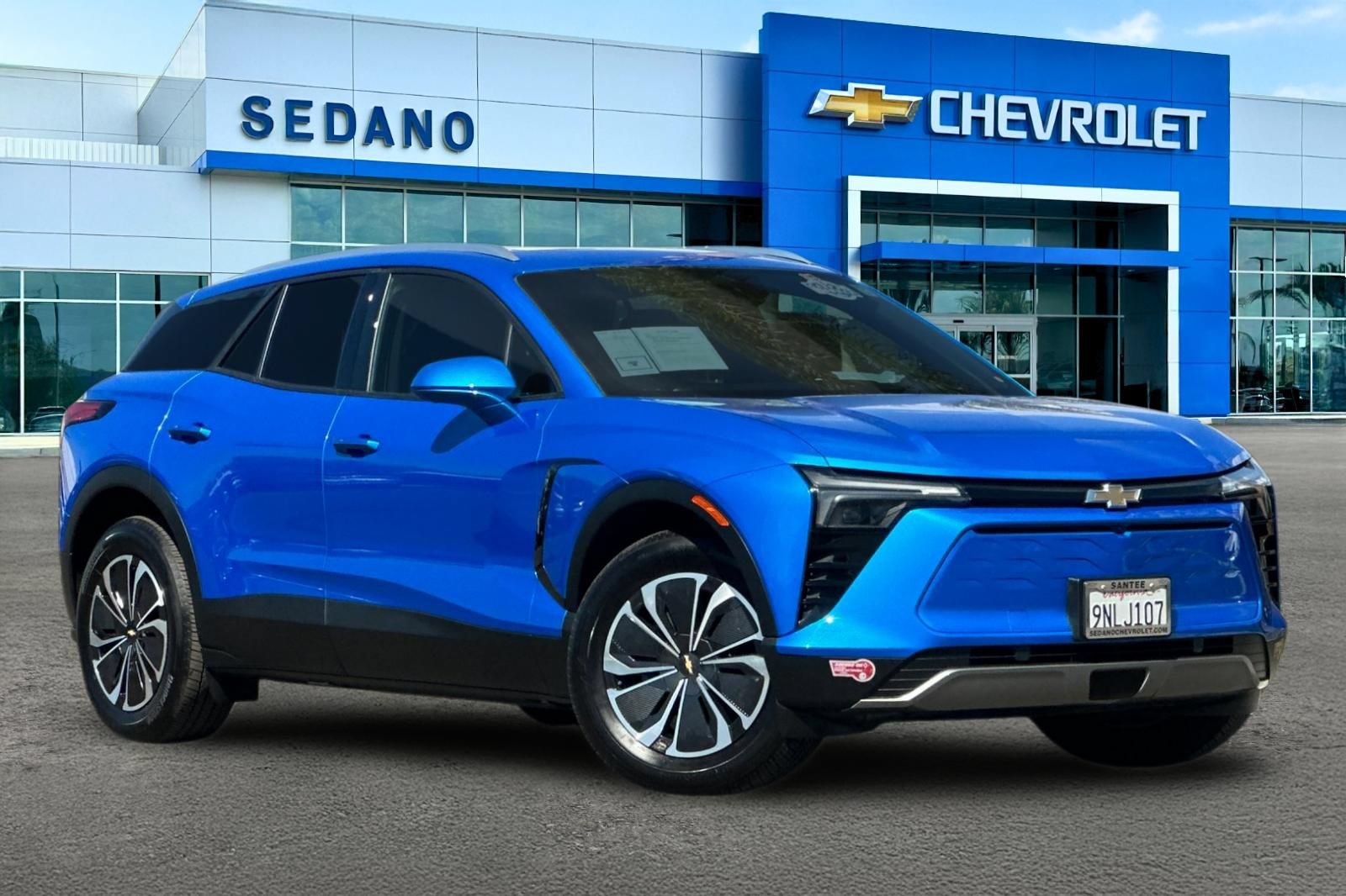Used 2024 Chevrolet Blazer EV LT AWD/4WD image 2