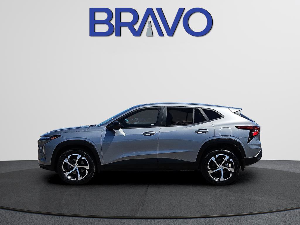Used 2025 Chevrolet Trax RS w/ Driver Confidence Package FWD image 6