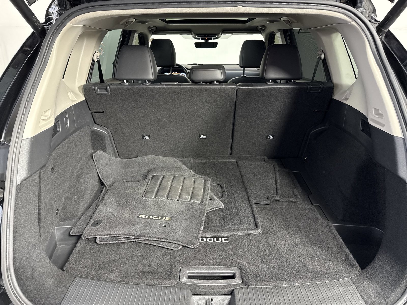 Certified 2023 Nissan Rogue Platinum w/ Platinum Premium Package AWD/4WD image 36
