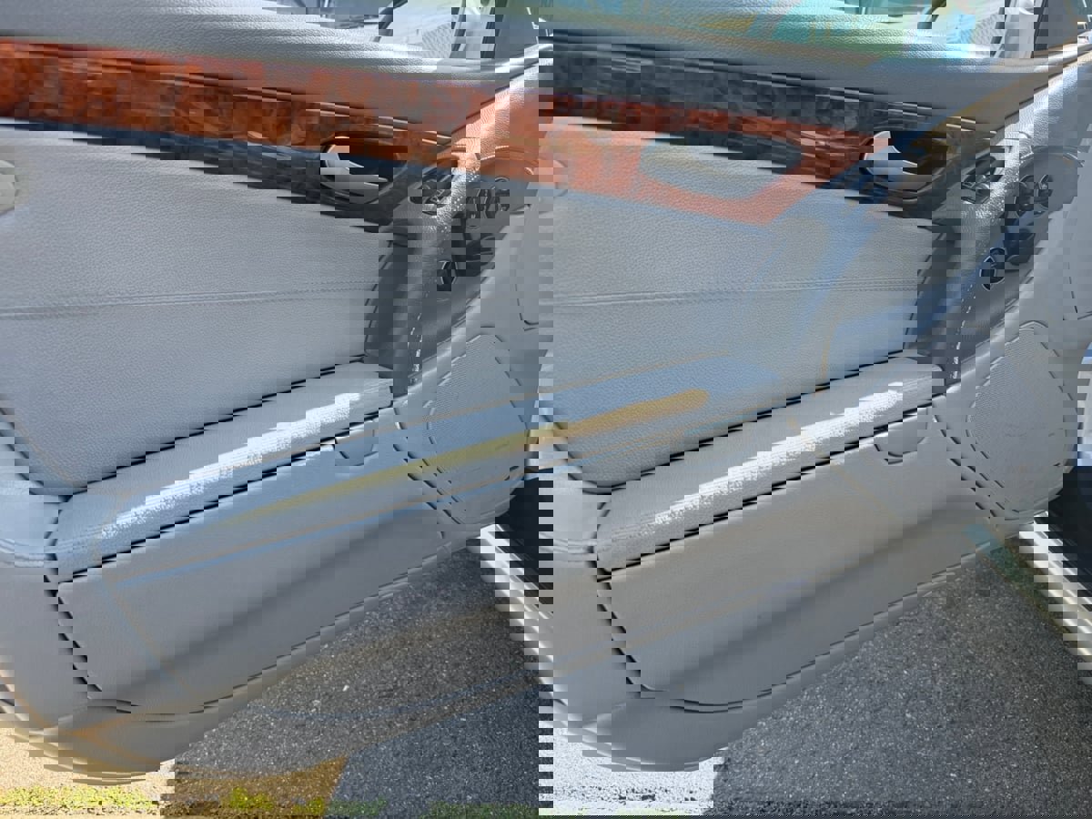 Used 2003 Mercedes-Benz SL 500 image 11