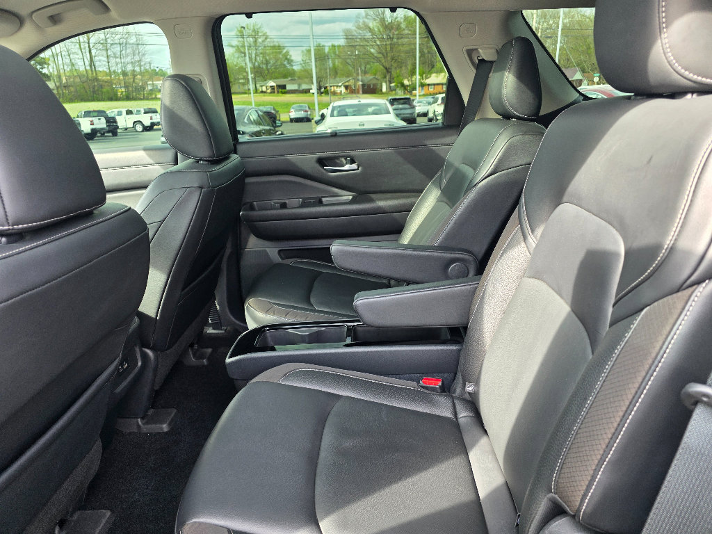 Used 2022 Nissan Pathfinder SL w/ SL Premium Package image 15