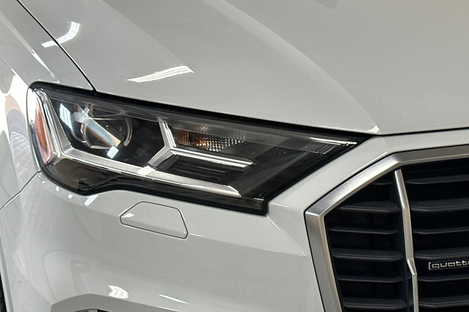 Used 2021 Audi Q7 3.0T Premium image 48