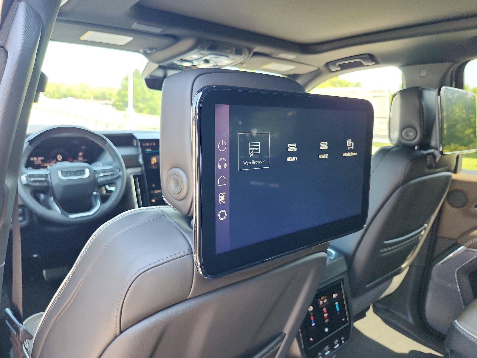 New 2026 GMC Yukon XL Denali Ultimate AWD/4WD image 12