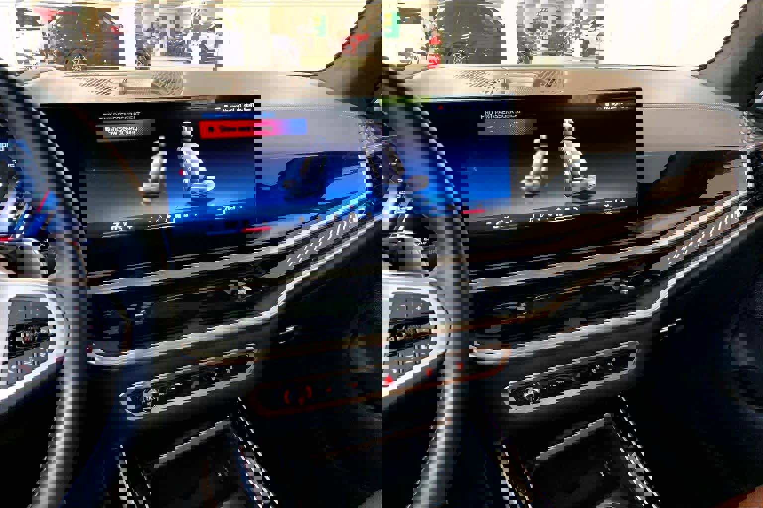 Used 2024 BMW X7 M60i w/ Executive Package image 7