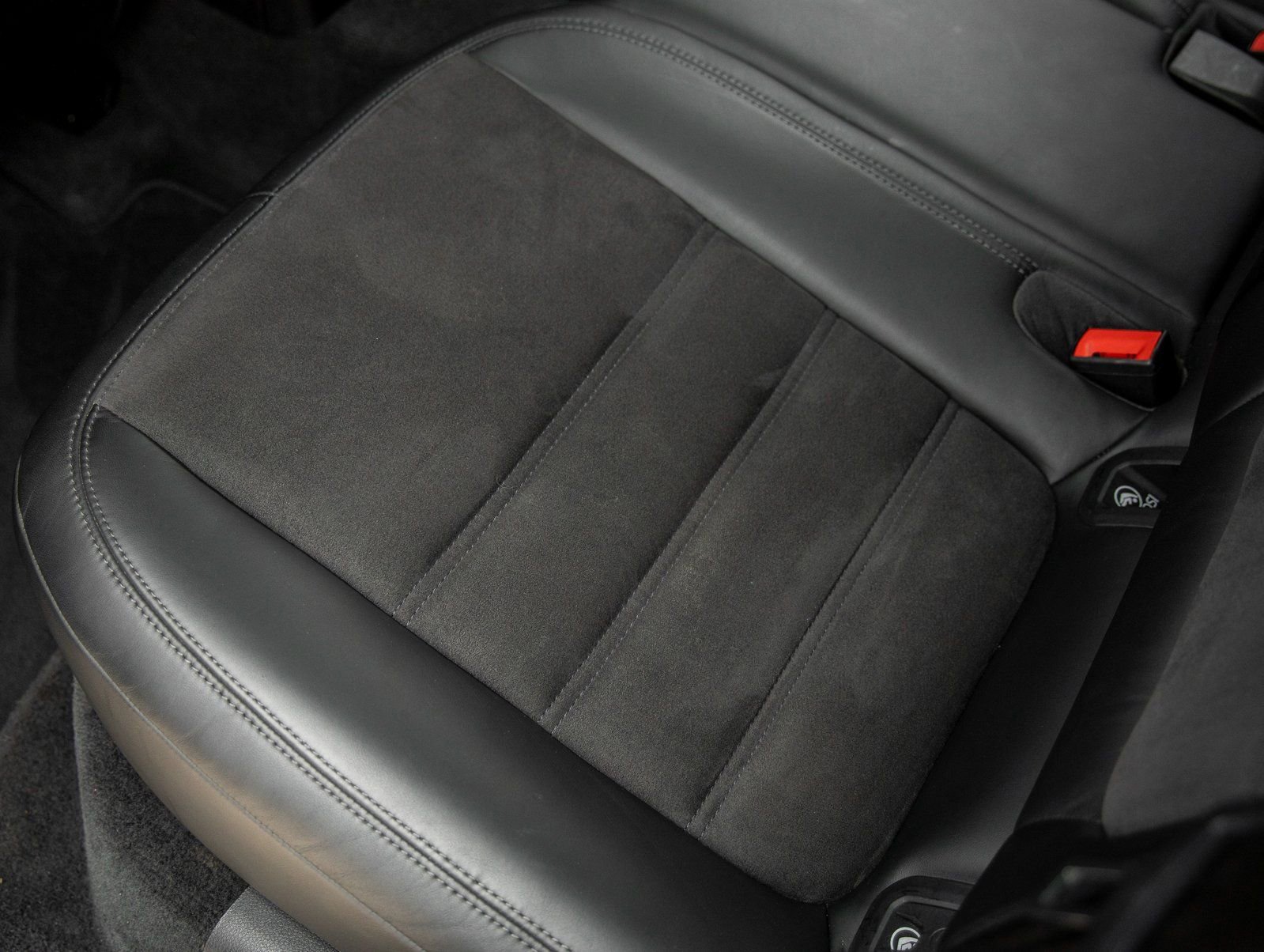 Used 2023 Porsche Macan GTS image 34