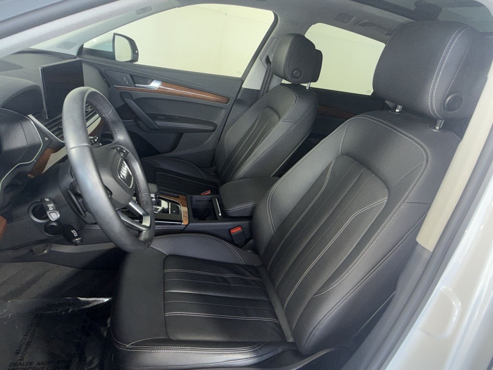 Used 2022 Audi Q5 2.0T Premium Plus w/ Premium Plus Package AWD/4WD image 13