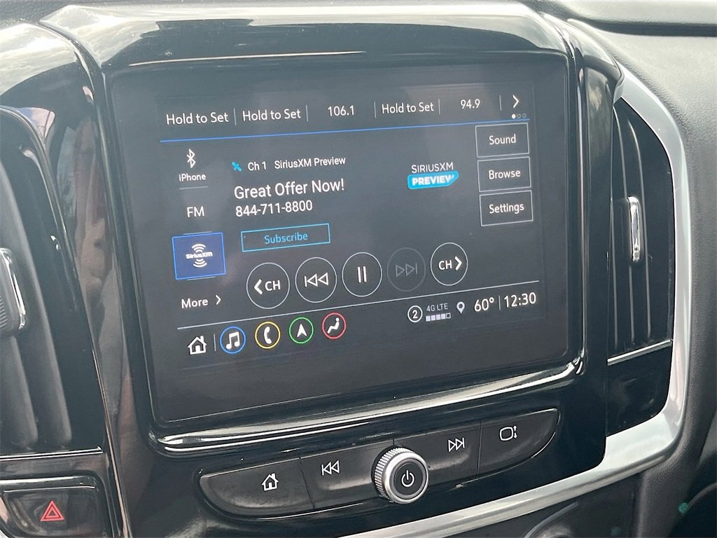 Used 2023 Chevrolet Traverse RS image 15