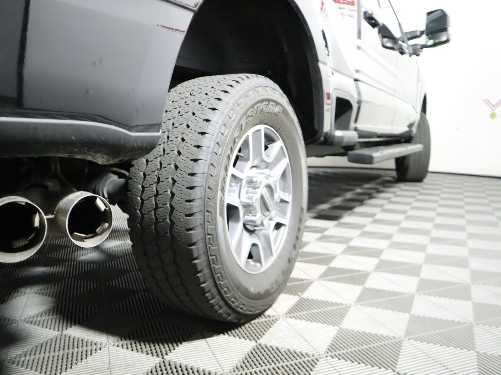 Used 2024 Ford F250 Lariat image 5