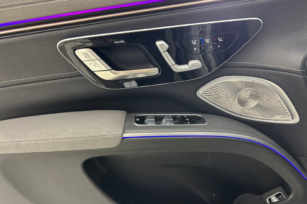 Certified 2023 Mercedes-Benz EQS 580 4MATIC SUV image 12