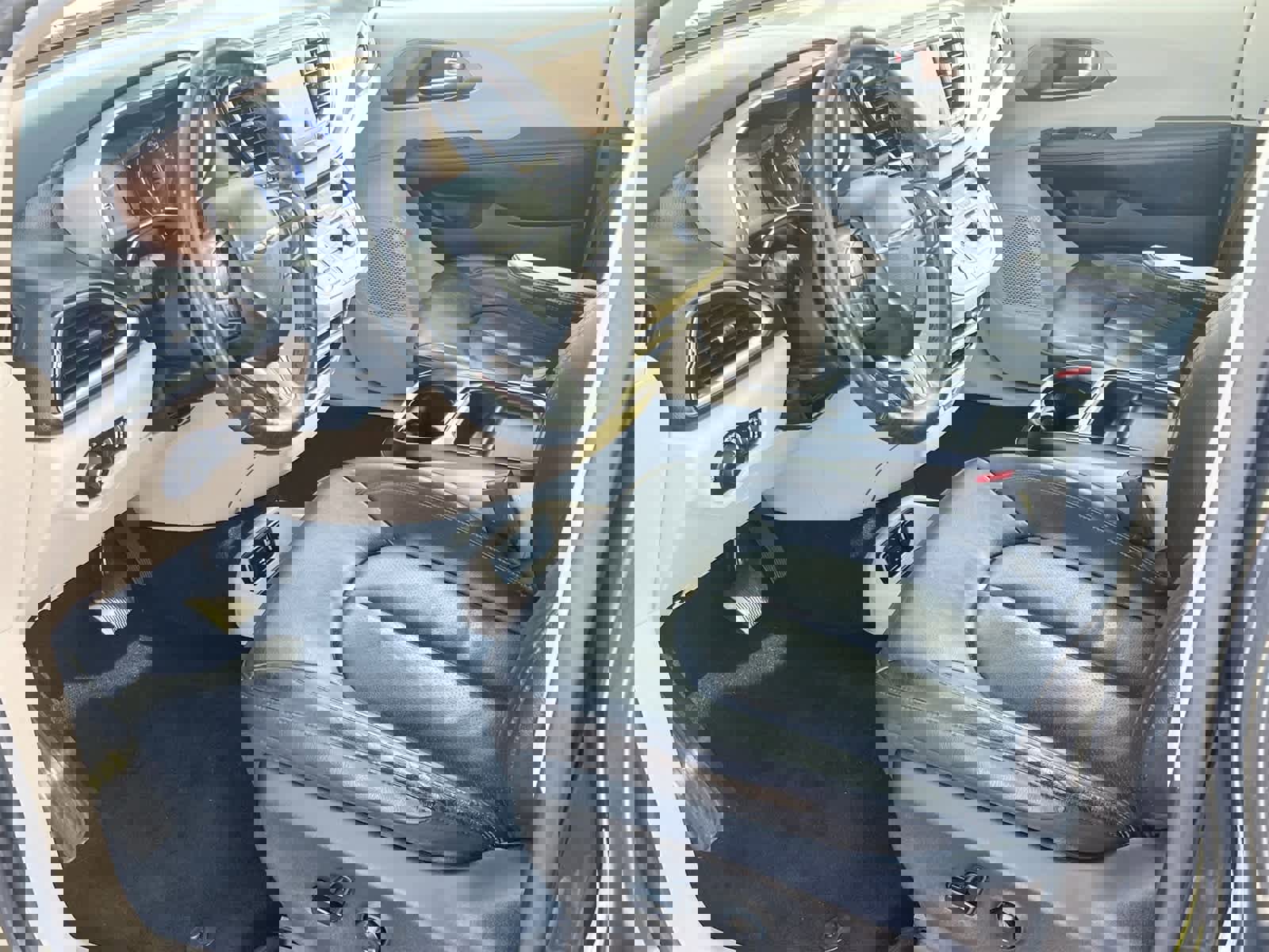 Used 2019 Chrysler Pacifica Touring-L image 10