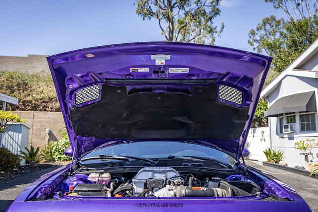 Used 2016 Dodge Challenger SRT Hellcat RWD image 22