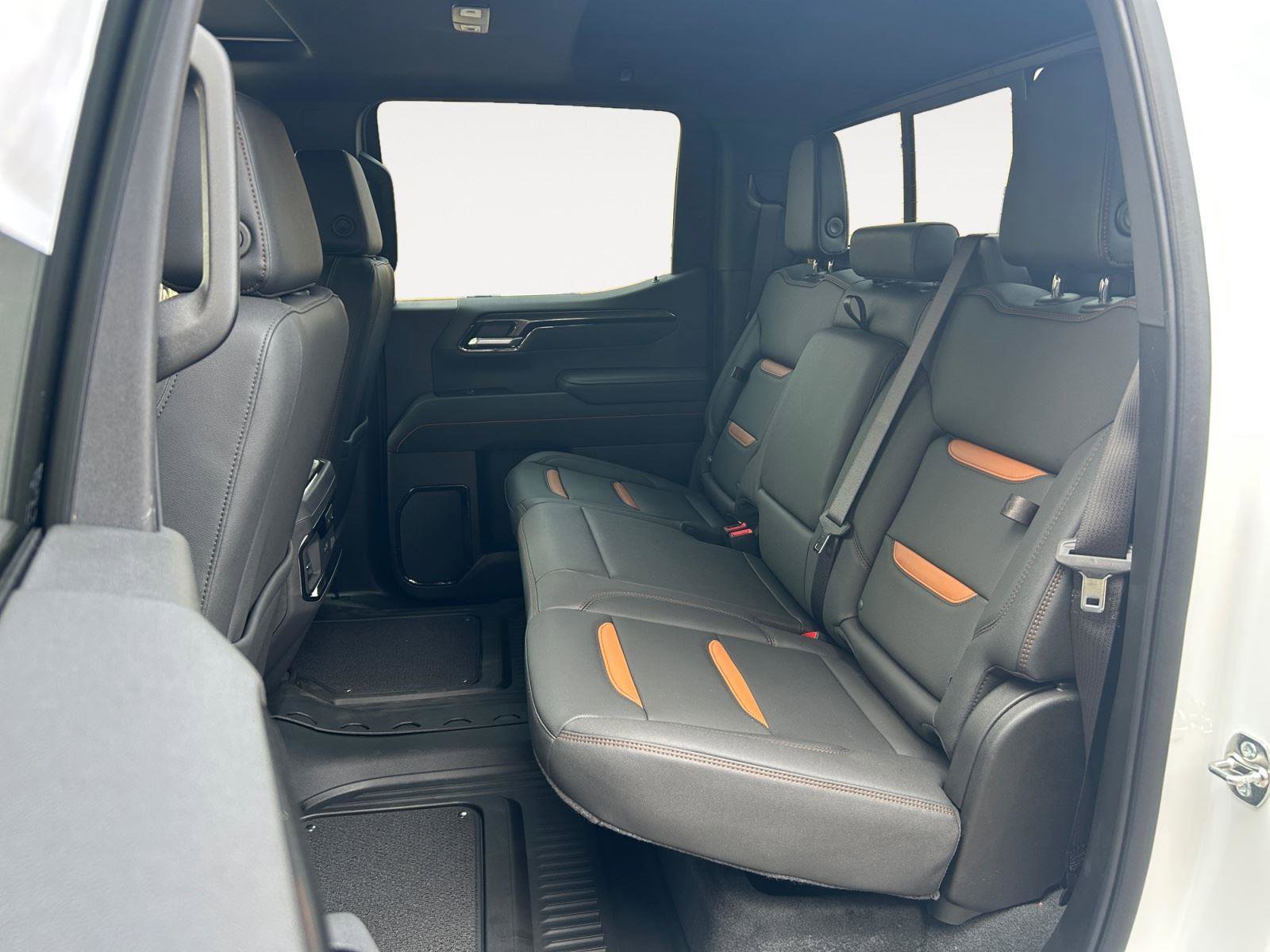 New 2026 GMC Sierra 1500 AT4 w/ AT4 Premium Package AWD/4WD image 13